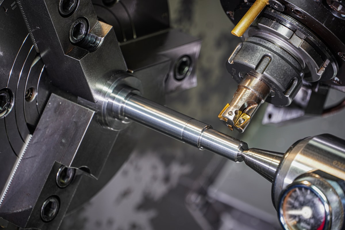 High-power laser cutting system slicing sheet metal with precision beam